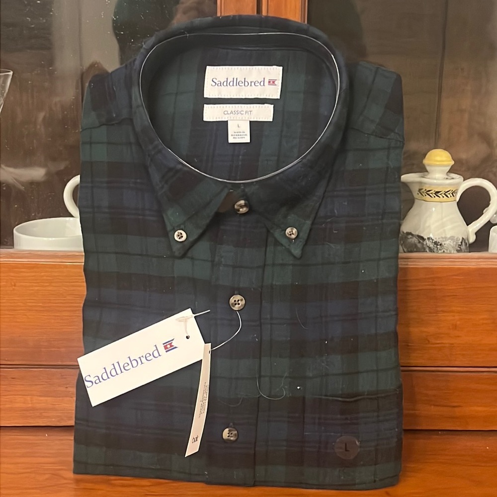 NWT Men’s button up Flannel Shirt Watch plaid.  Green and Black
